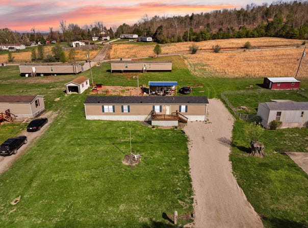 345 Bonnie Blue Lane, Bronston, KY 42518