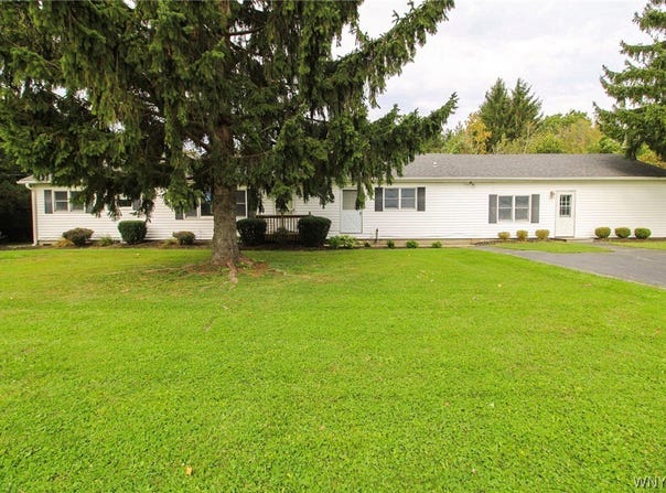 941 Akron Road, Corfu, NY 14036