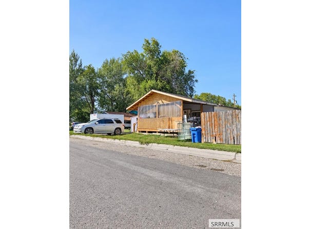 2863 E 664 N, Roberts, ID 83444