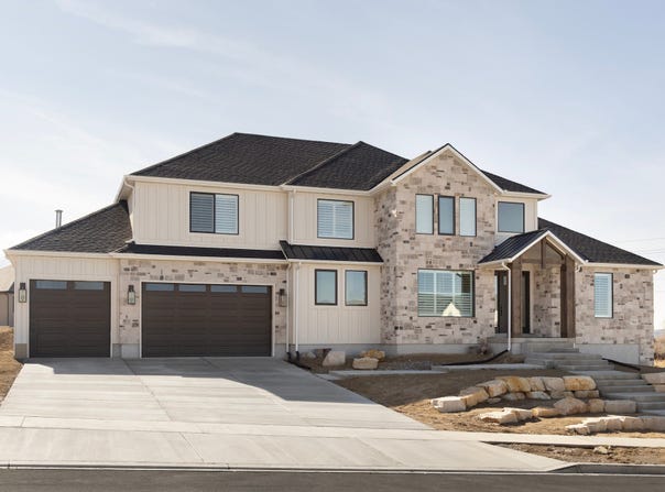 8058 N BRISTLECONE Rd, Eagle Mountain, UT 84005