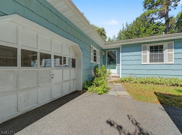 2 Arlyn Ln, Randolph Twp., NJ 07869-4769