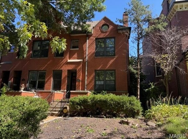 1904 Compton Hill Place, St Louis, MO 63104