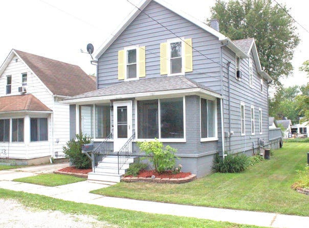 208 Jay Street, Saint Charles, MI 48655