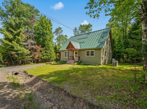 28 Bald Mountain Road, Rangeley, ME 04970