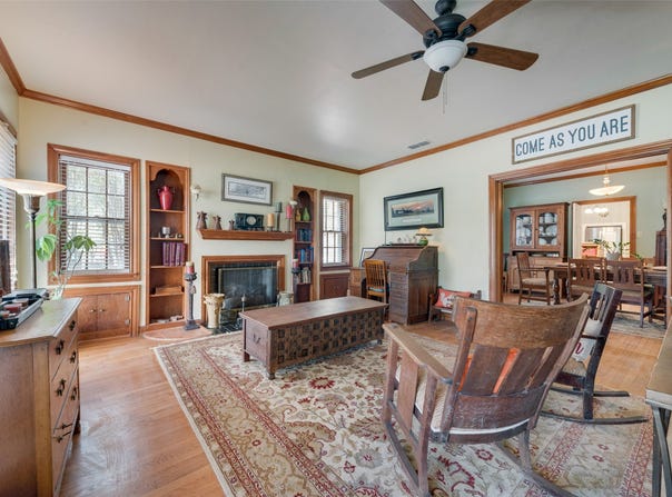 233 E High Street, Wills Point, TX 75169