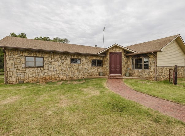 426 SE 10 Ave, Anthony, KS 67003