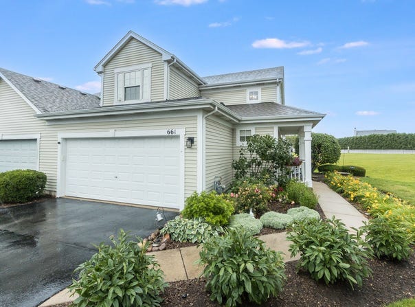 661 Chestnut Ridge, Minooka, IL 60447