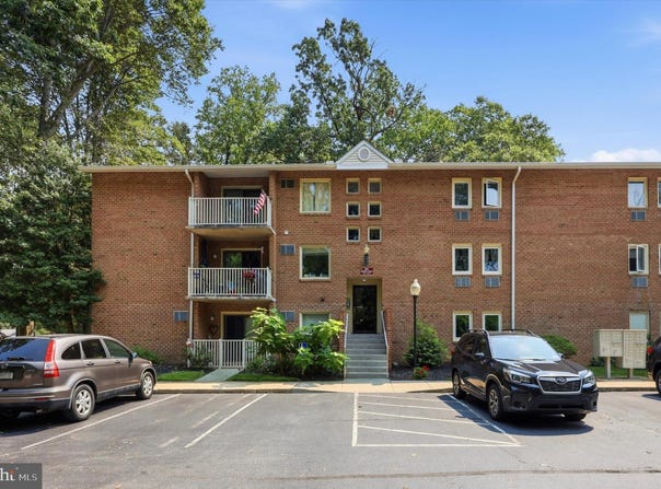 100 CAMPBELL Circle, DOWNINGTOWN, PA 19335