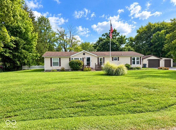 3675 E 650 N, Alexandria, IN 46001