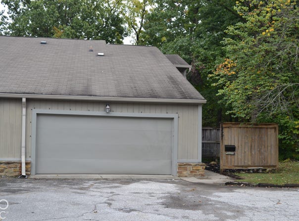4267 Indian Pipe Trace, Indianapolis, IN 46237