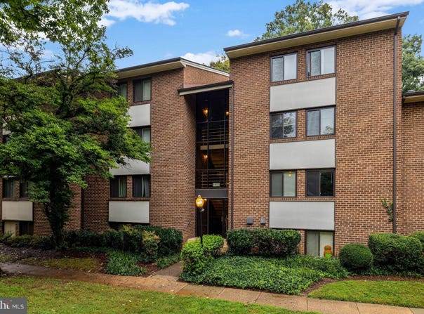 1403 NORTHGATE, RESTON, VA 20190