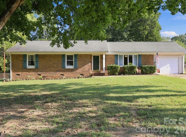 105 Stoneybrook Road, Salisbury, NC 28147