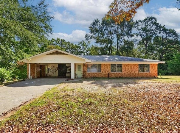 106 Mockingbird Ln, Gilmer, TX 75644