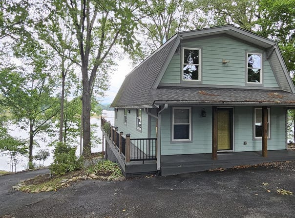 67 Overlook Rd, Hardy, VA 24101