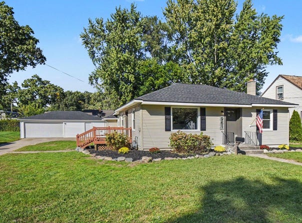 961 Ariebill Street SW, Wyoming, MI 49509