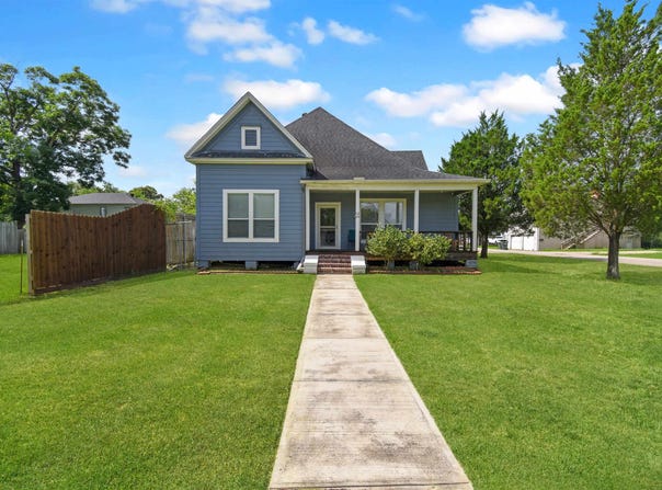 2245 South St, Beaumont, TX 77701