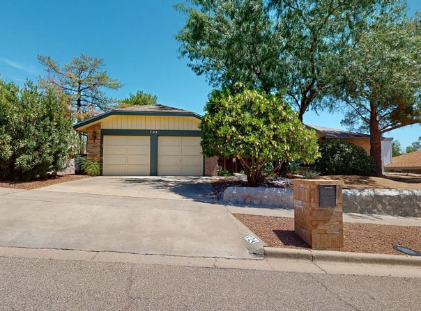 724 CHELTENHAM Drive, El Paso, TX 79912