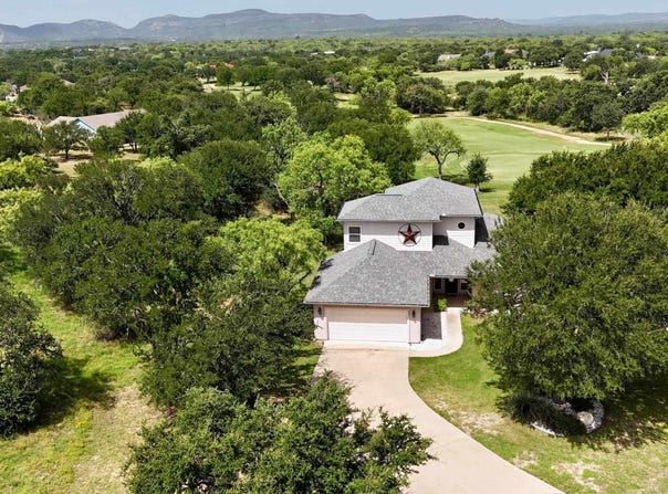101 Tule Lake Lane, Kingsland, TX 78639