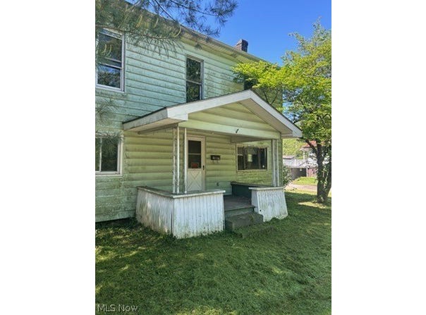 122 Front Street, Powhatan Point, OH 43942