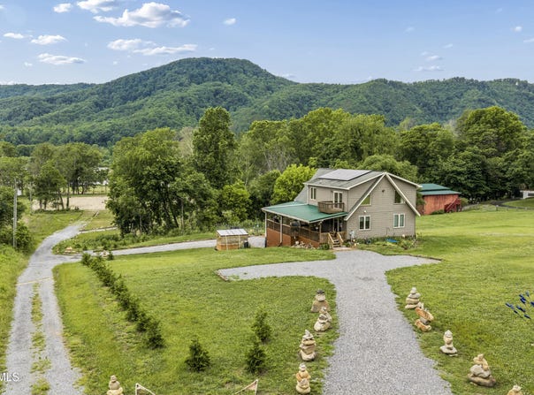 777 Bailey Lane, Erwin, TN 37650