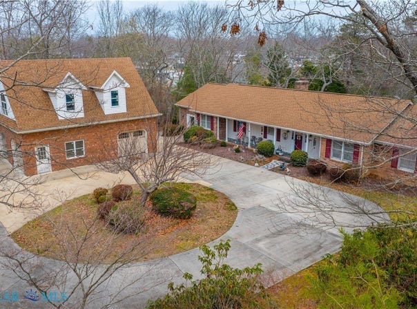 474 Mallard Drive, Hardyville, VA 23070