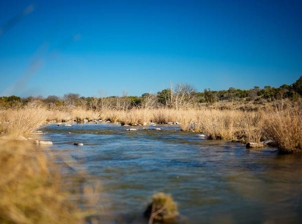 1774 Shafer Ln, Hext, TX 76848