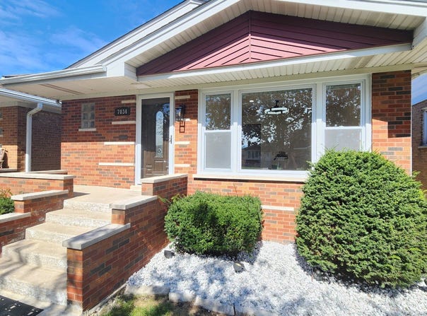 7034 W 63rd Place, Chicago, IL 60638