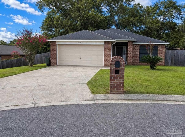 2007 Gren Mill Ct, Cantonment, FL 32533
