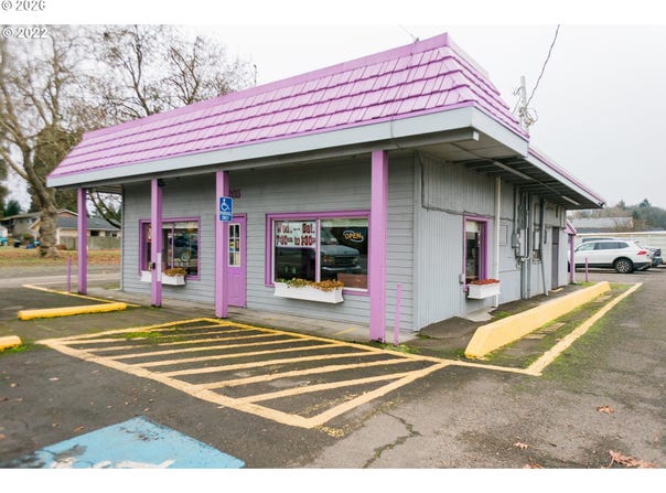 4265 MAIN St, Springfield, OR 97478
