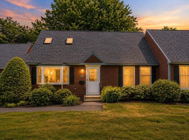 13 Cortland Circle, Bangor, ME 04401