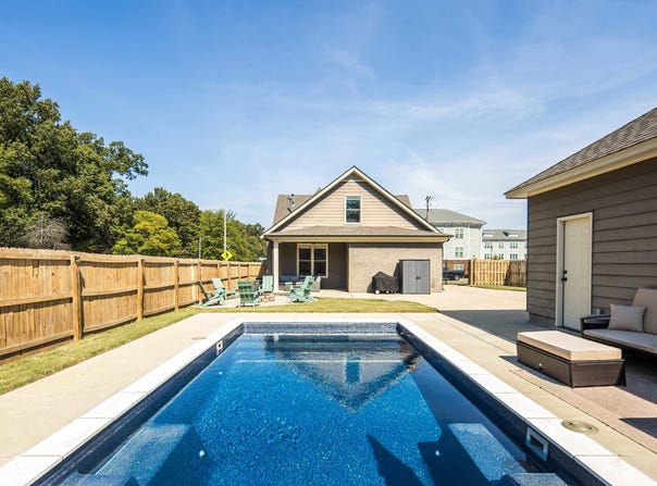 2339 AUTUMN Ave, Memphis, TN 38112