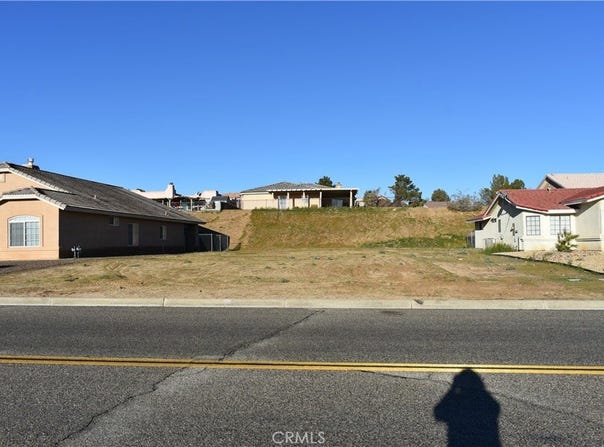 26510 Silver Lakes Parkway, Helendale, CA 92342