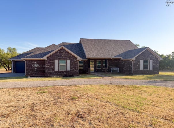 7467 ROLLER ROAD, Burkburnett, TX 76354