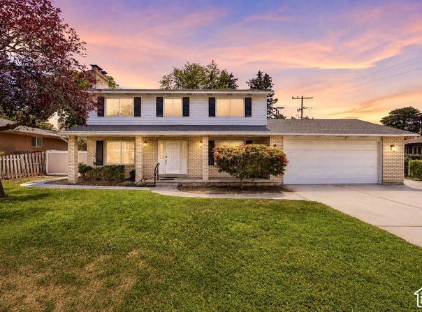 1944 E BRADY CREEK Dr S, Sandy, UT 84093