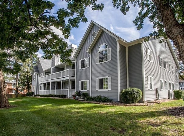 4003 S Chrysler Avenue, Independence, MO 64055
