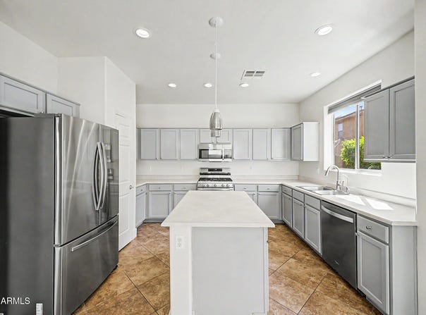 3859 E FAIRVIEW Street, Gilbert, AZ 85295