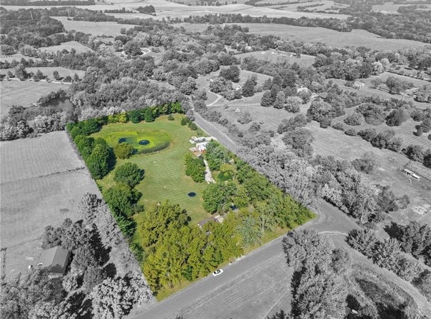 17524 Georgetown Road, Holt, MO 64048