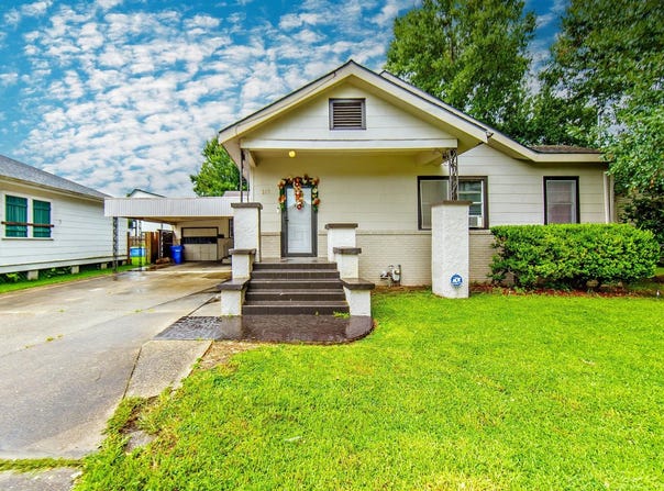 217 E 11th St, Thibodaux, LA 70301