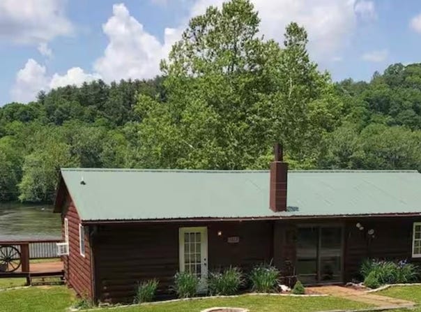 1185 Dixon Road, Galax, VA 24333