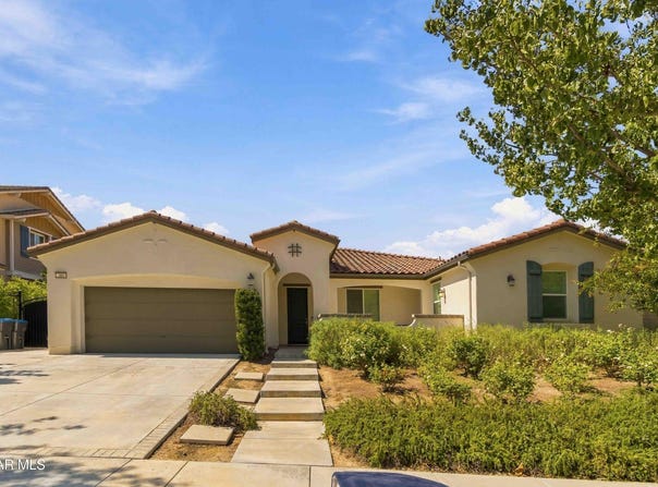 585 Comet Avenue, Simi Valley, CA 93065