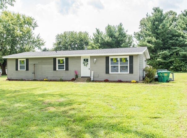 58048 Carman Drive, Three Rivers, MI 49093