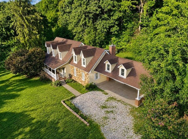 5084 Middle Fork Rd, Salyersville, KY 41465