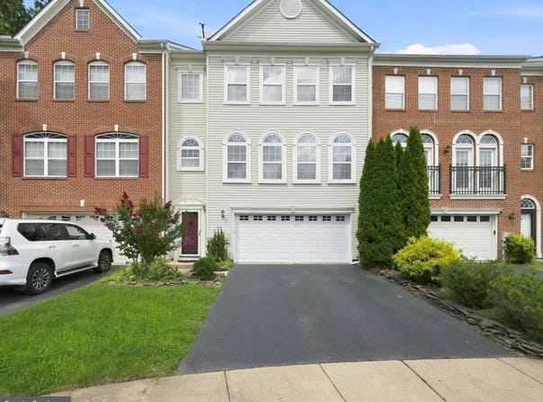 13 LAUREL Way, BEAR, DE 19701