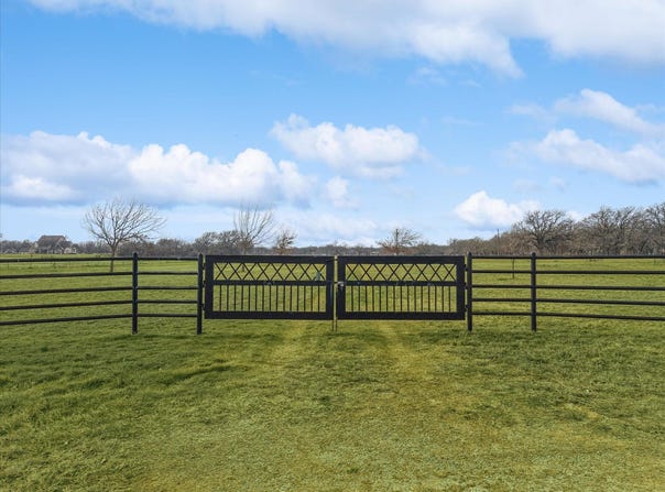 Fm 4, Jacksboro, TX 76458