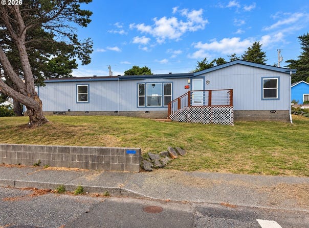 94255 4TH St, GoldBeach, OR 97444