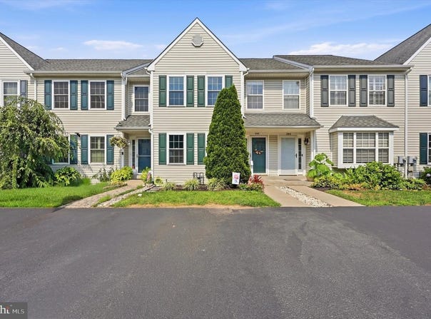 246 SPRING VALLEY WAY, ASTON, PA 19014
