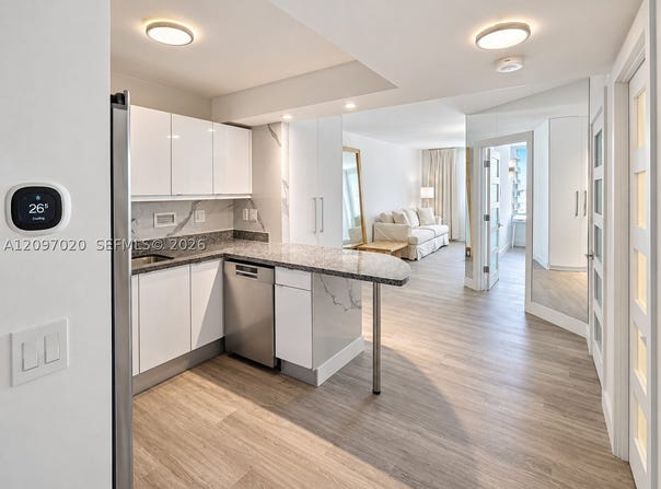 2301 Collins Ave, Miami Beach, FL 33139