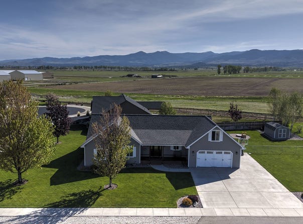 176 China Silk Way, Hamilton, MT 59840