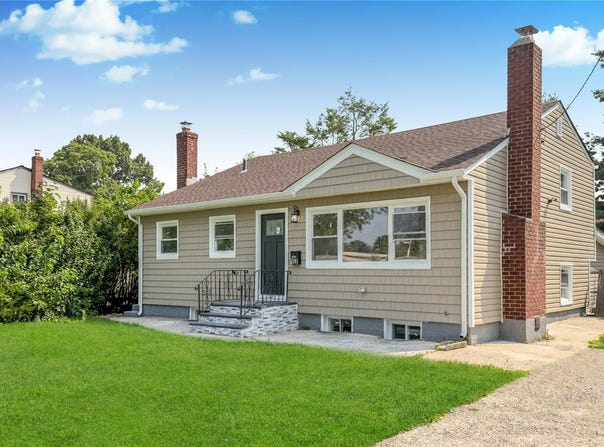162 State Street, Westbury, NY 11590
