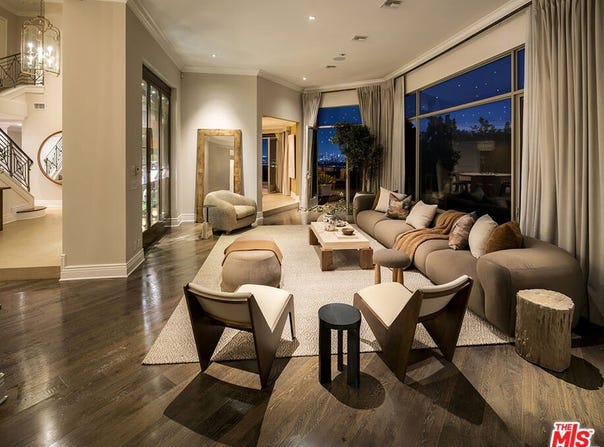 9196 Thrasher Ave, Los Angeles, CA 90069